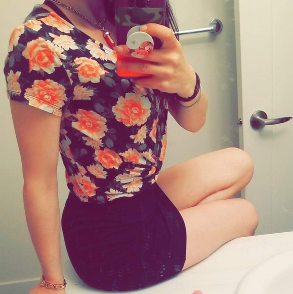 Meet your Posher, Michaela marie - Picture 3 of 3